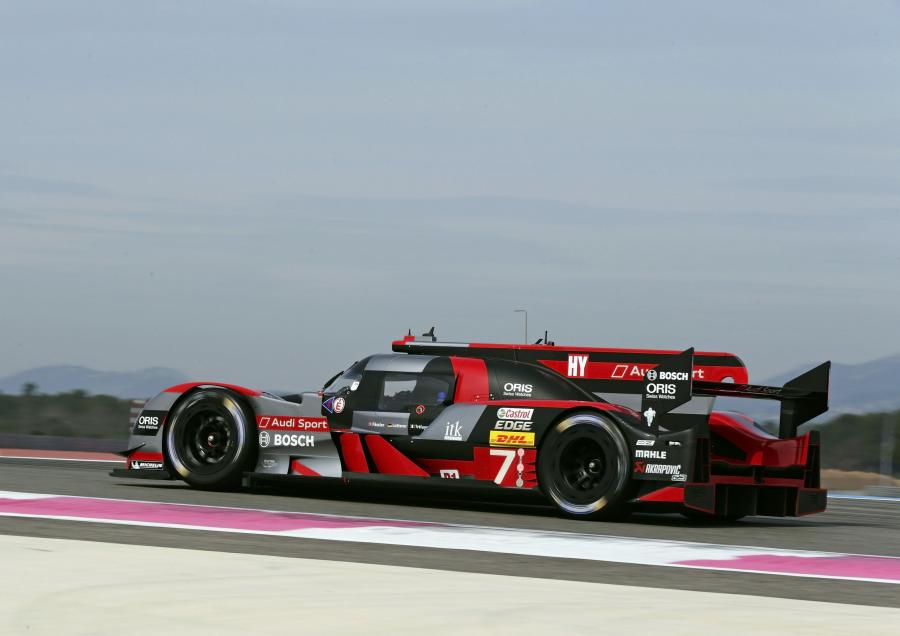  Audi R18 e-tron Quattro 2016 года  (фото 21 из 32)